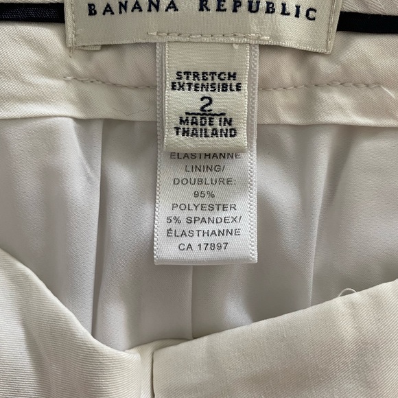 Banana Republic Women’s white lined dress pants - Picture 5 of 6